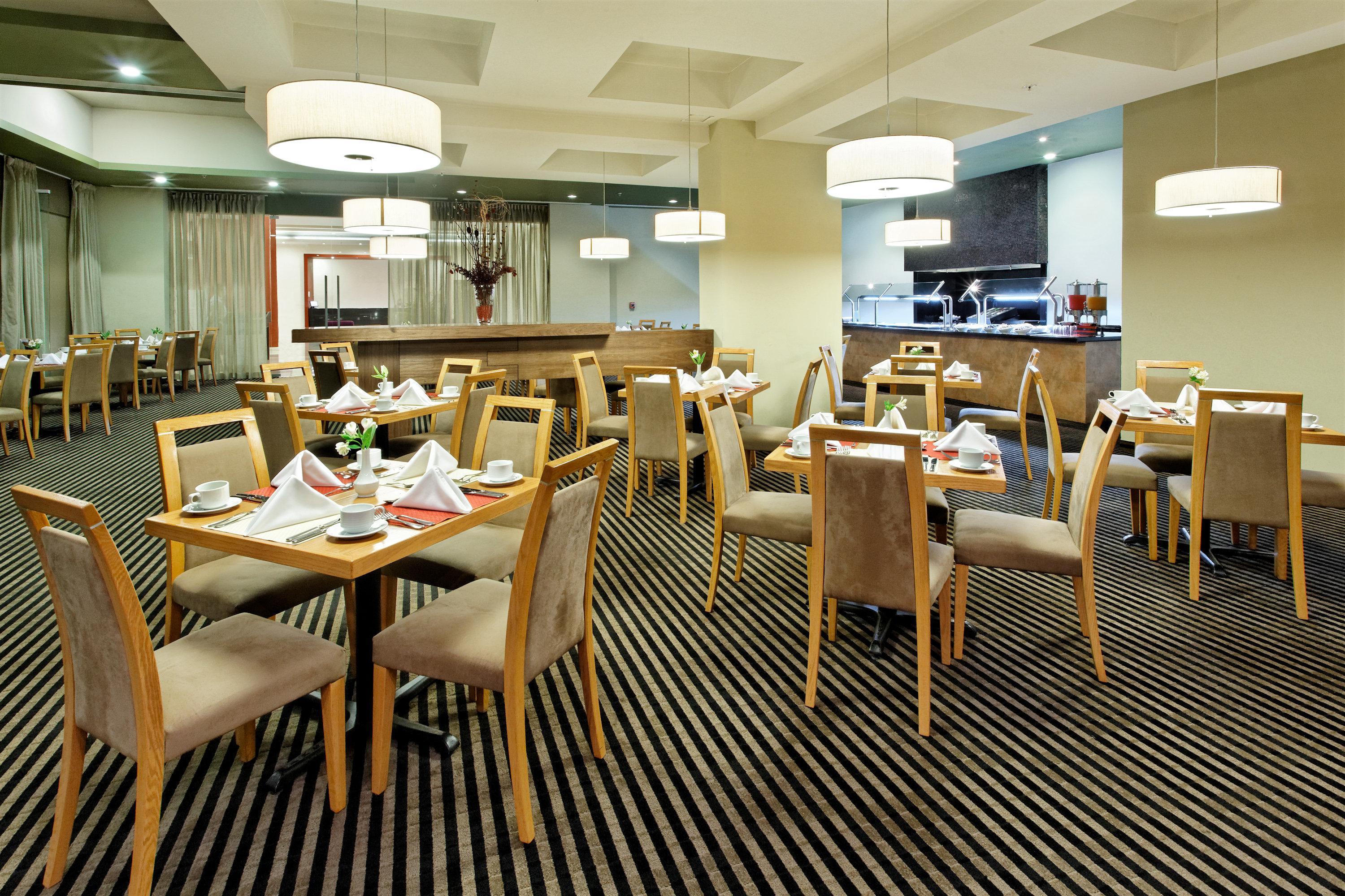 คราวน์ พลาซา มอนเทอร์เรย์ แอโรปวยร์โต Hotel มอนแตร์เรย์ ภายนอก รูปภาพ